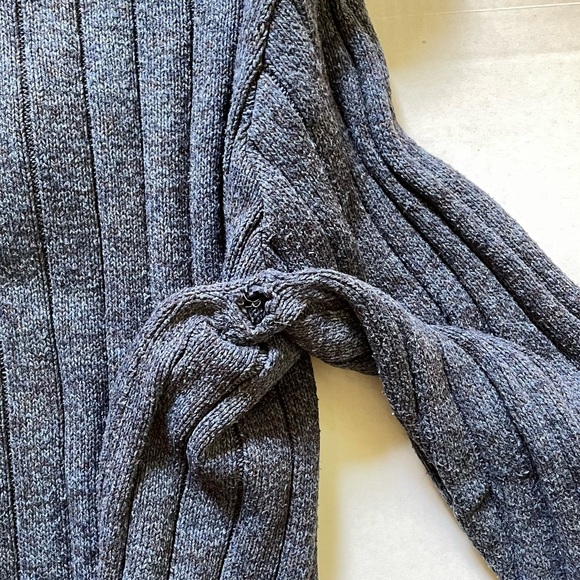 Oscar de la Renta 1/4 Sweater - Picture 8 of 10